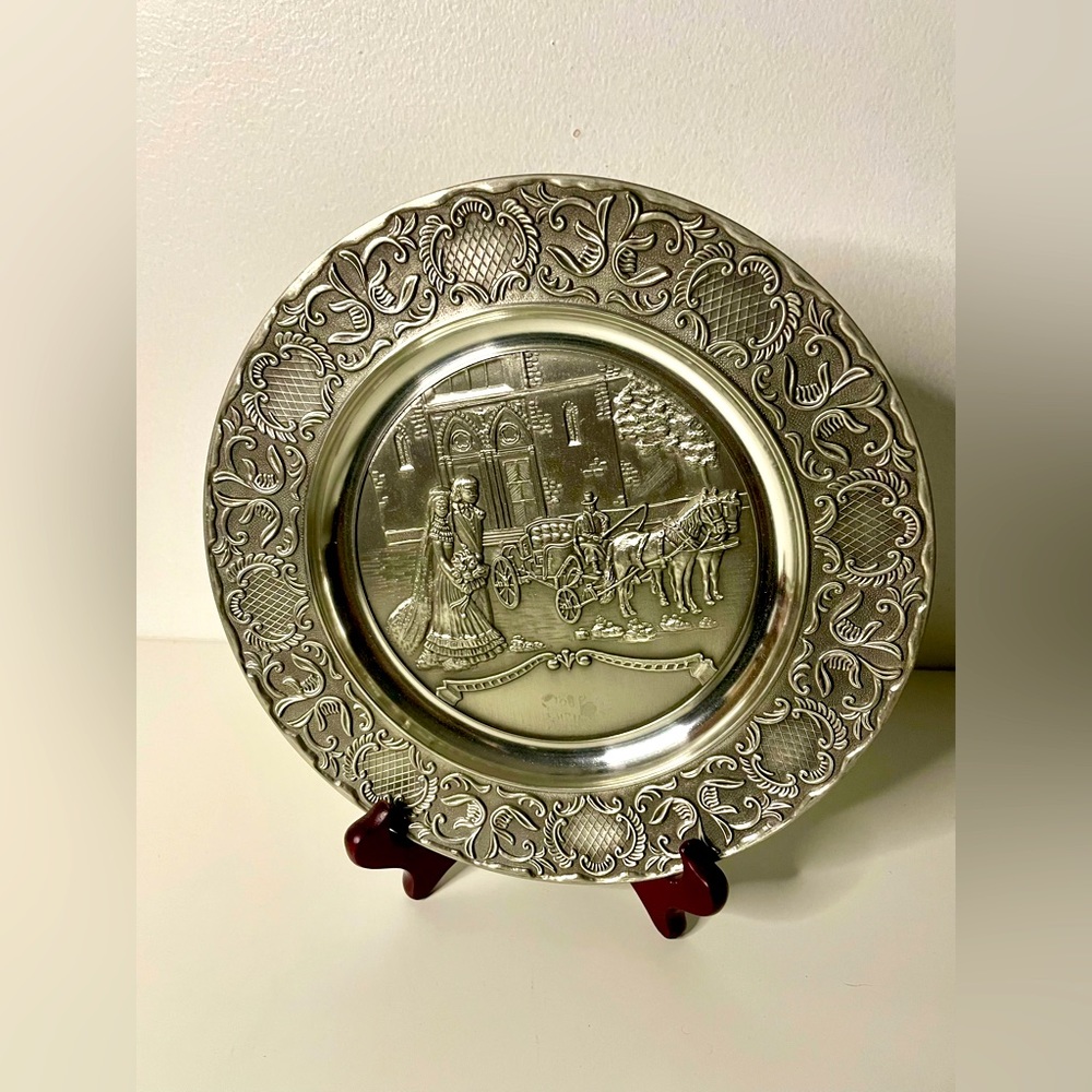 Vintage Wilton Pewter 1982 After Wedding with Horse Carriage